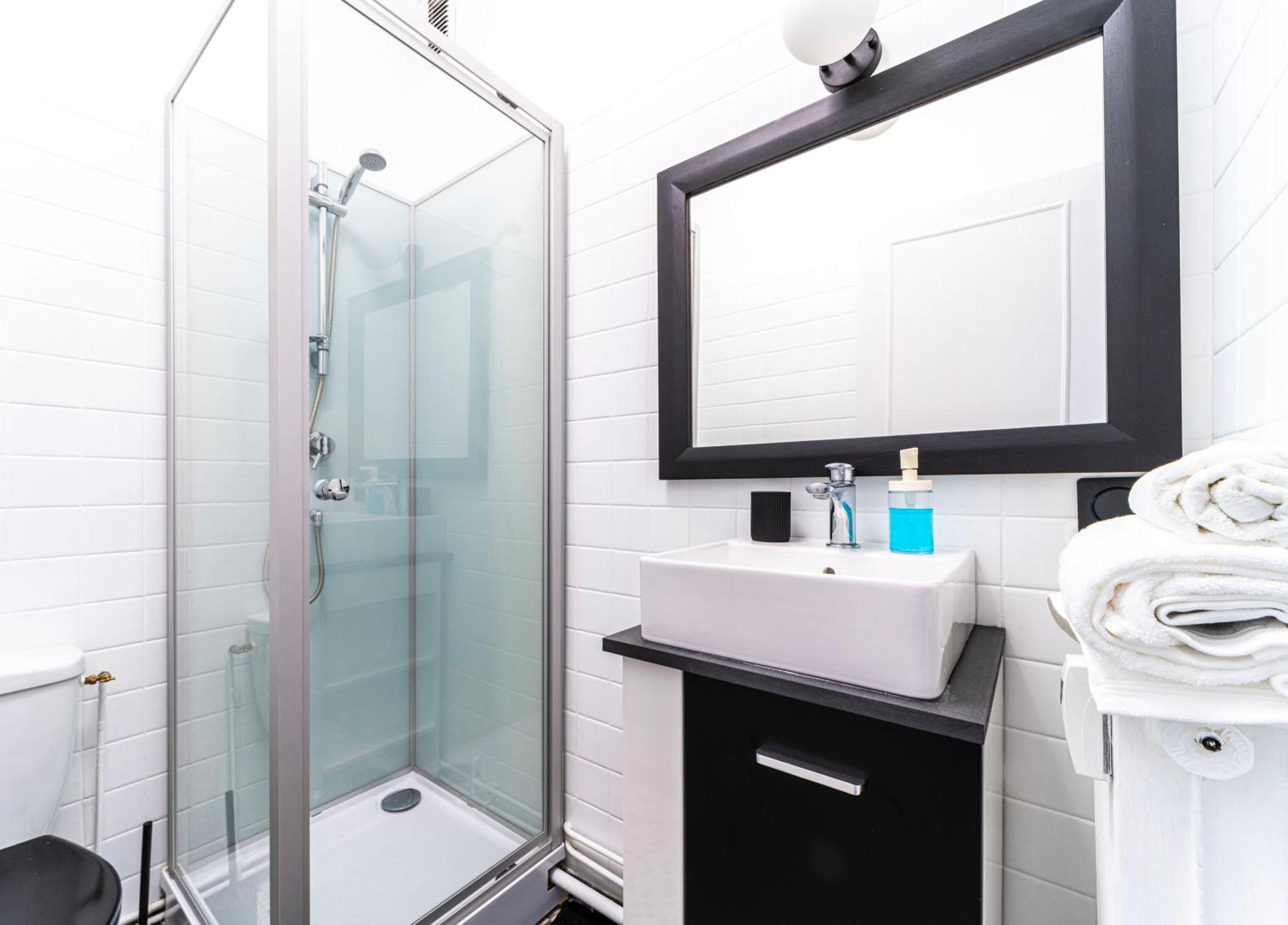 Studio Chaleureux Avec Aquarium Apartman Marcq-en-Baroeul Kültér fotó